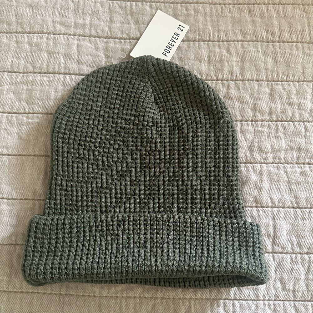 Green beanie from forever 21